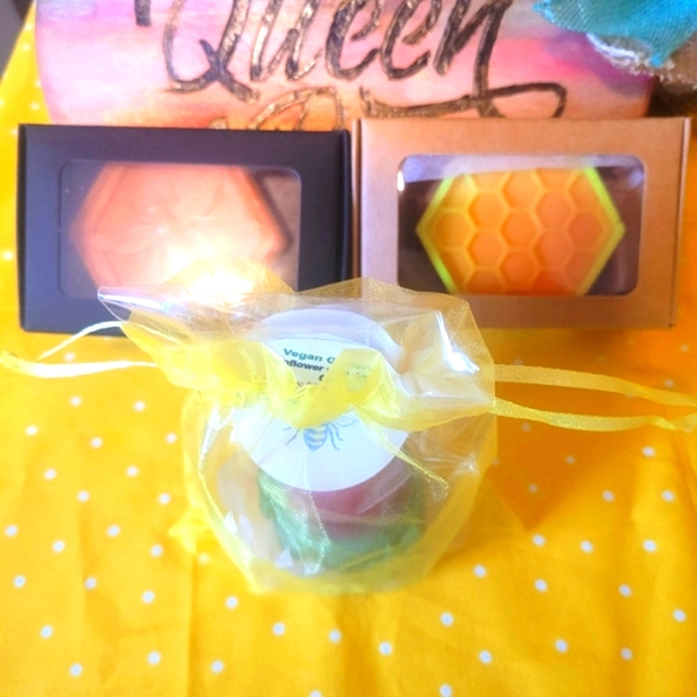 "🐝👑"Unique Queen Bee  Gift Set" Handcrafted - Picture 12 of 16